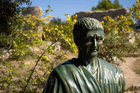 Statue du Préfet de l'Annone