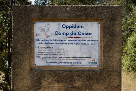 Plaque du Camp de César